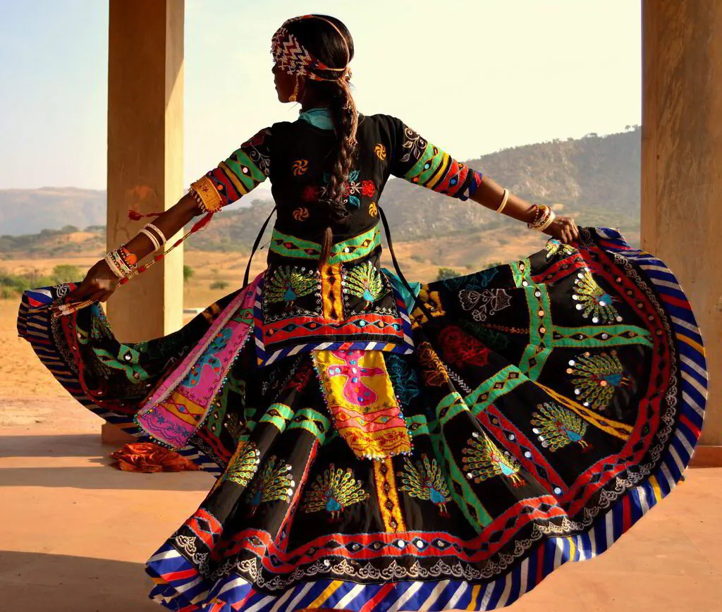 Kabeliya Dancer_Dancing India